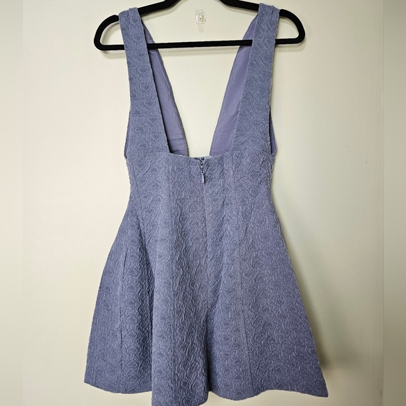WeWoreWhat Grey Blue Textured Knit V-Neck Mini Dress, Size 6 - Picture 10 of 15